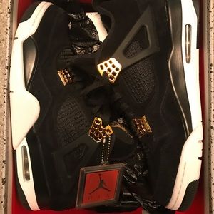 Air Jordan Retro 4 Royalty Metallic Gold